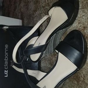 Low Black Wedges